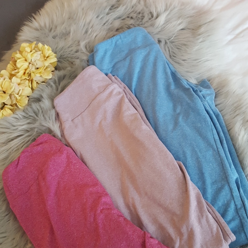 3 LulaRoe leggings bundle! 🌻🎉